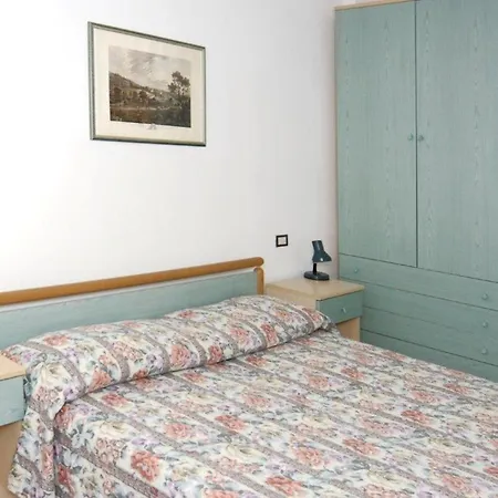 Comfortable Flat With Shared Pool Apartment Bibione