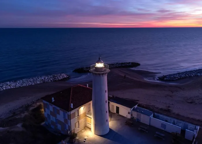 Comfortable Flat With Shared Pool *